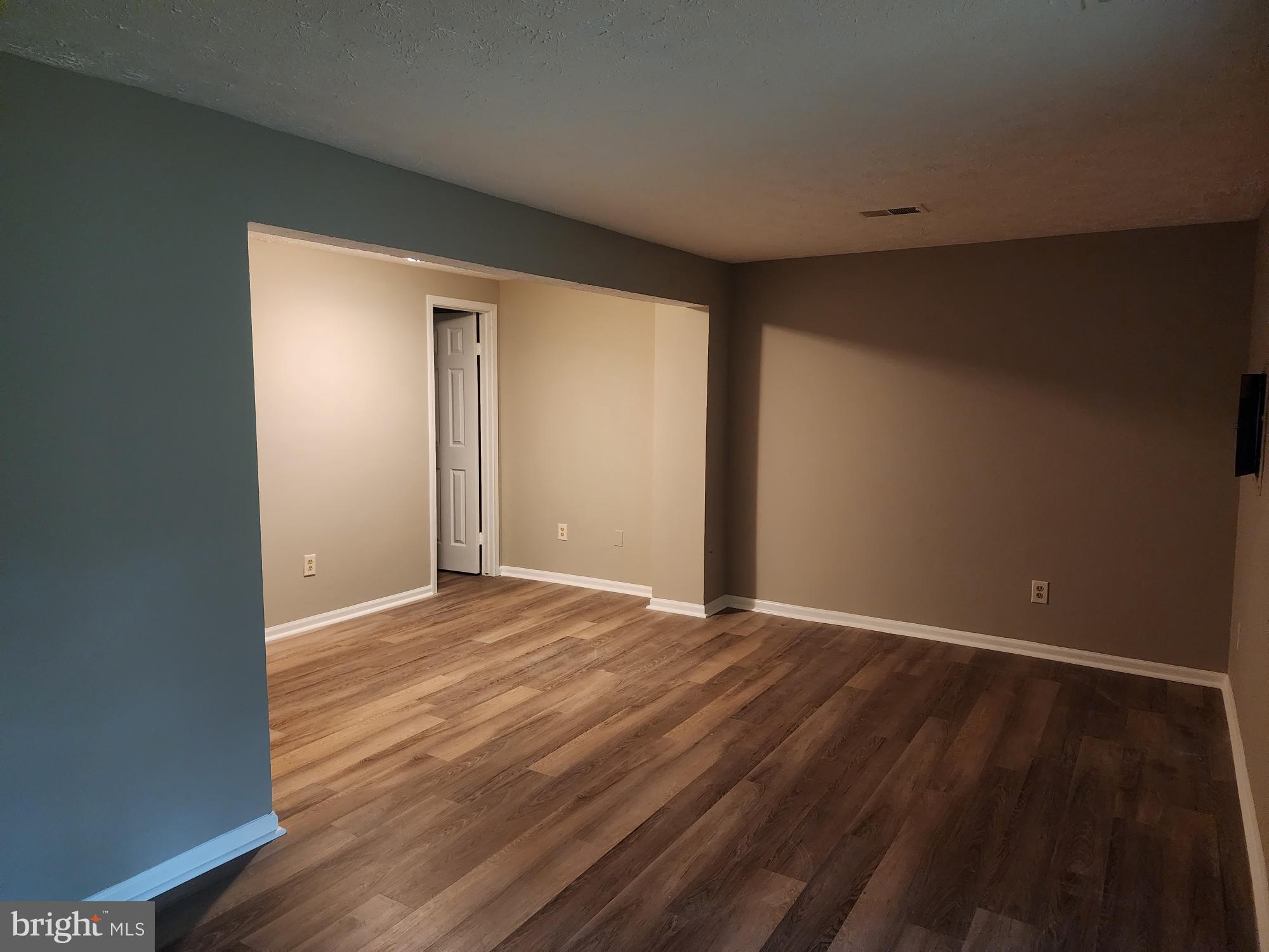 BARTON HILL - Residential Lease