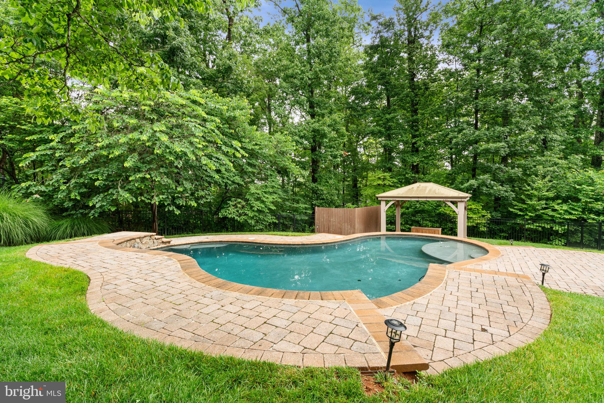 NOKESVILLE - Residential