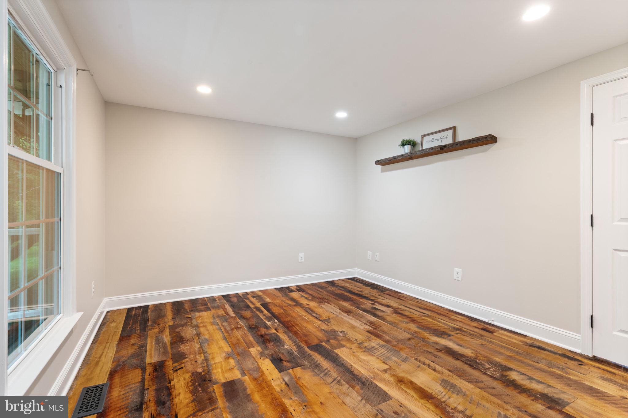 NOKESVILLE - Residential