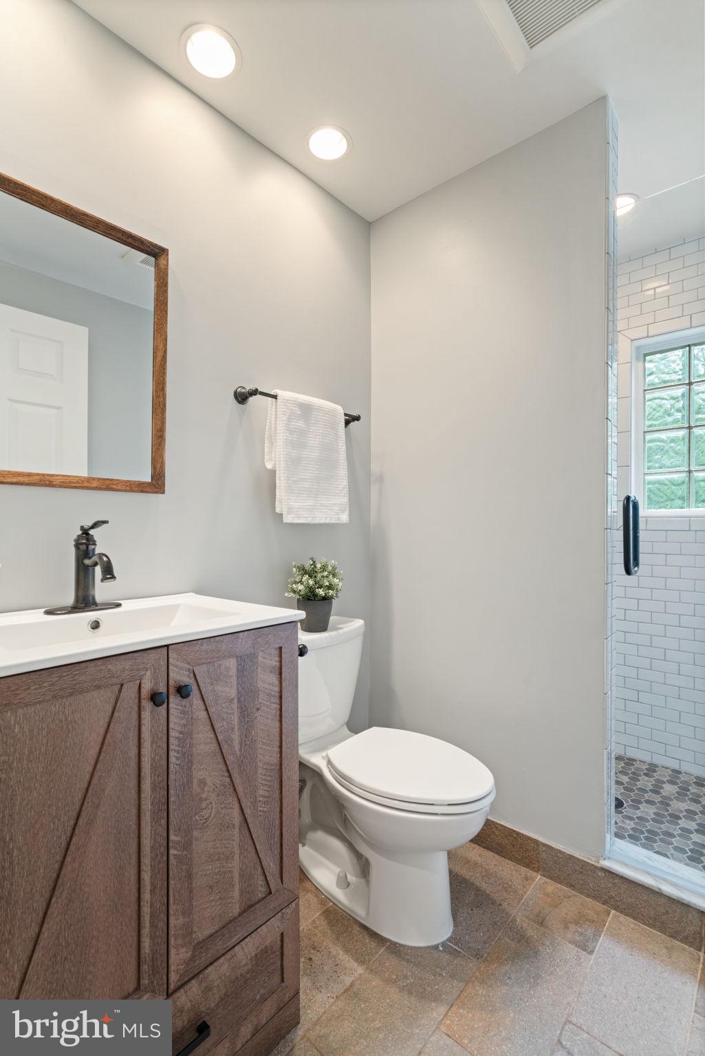 NOKESVILLE - Residential