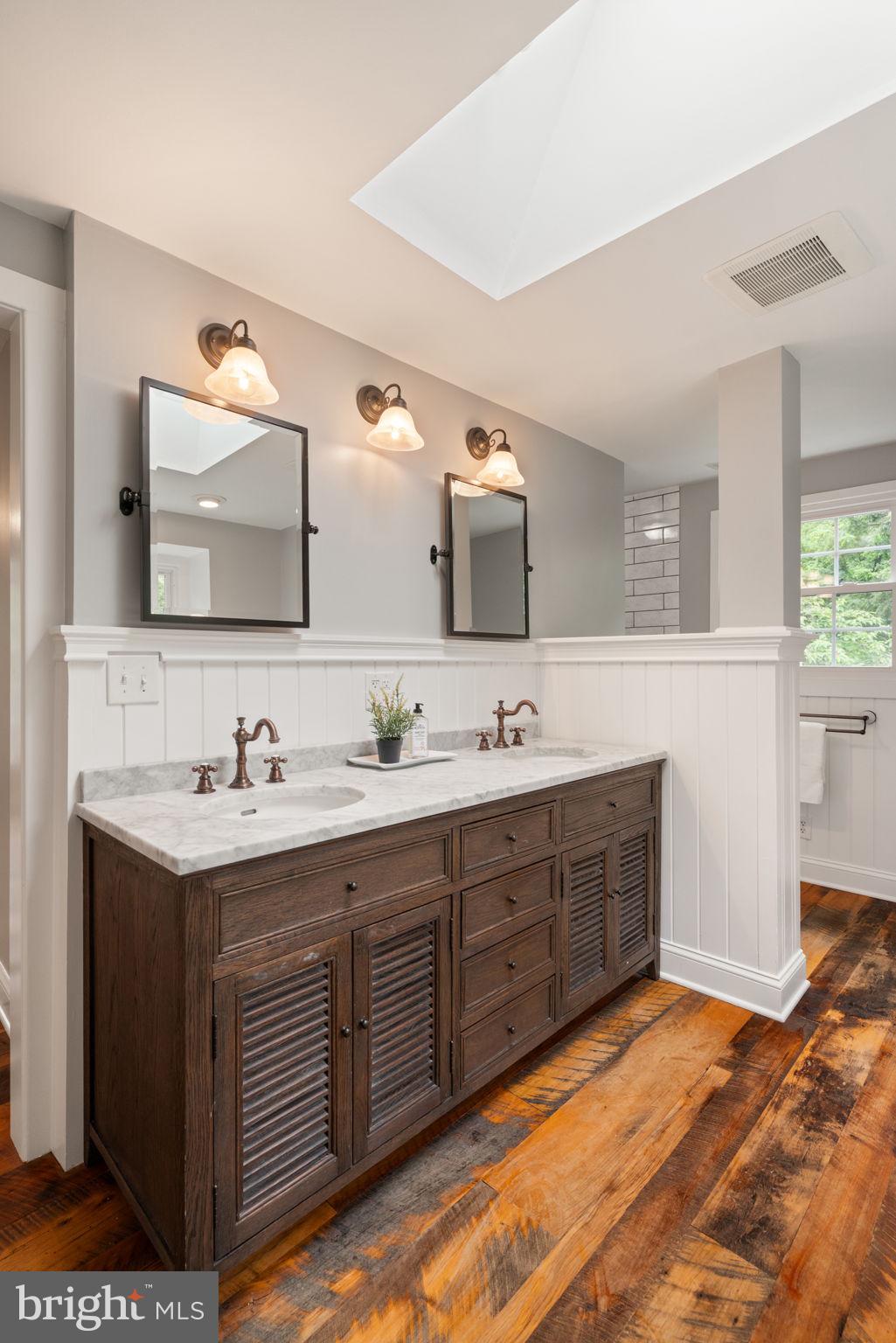 NOKESVILLE - Residential