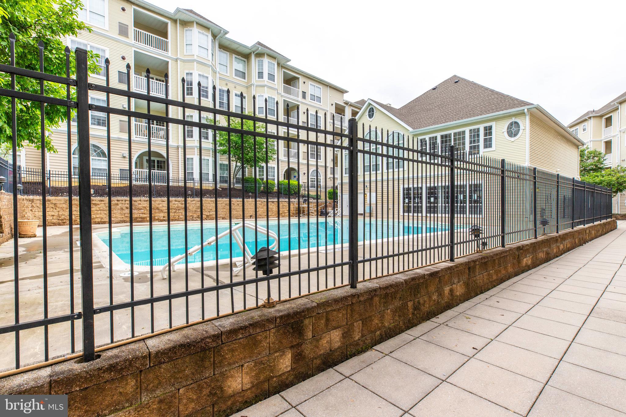 PALAZZO AT PARK CENTER - Residential