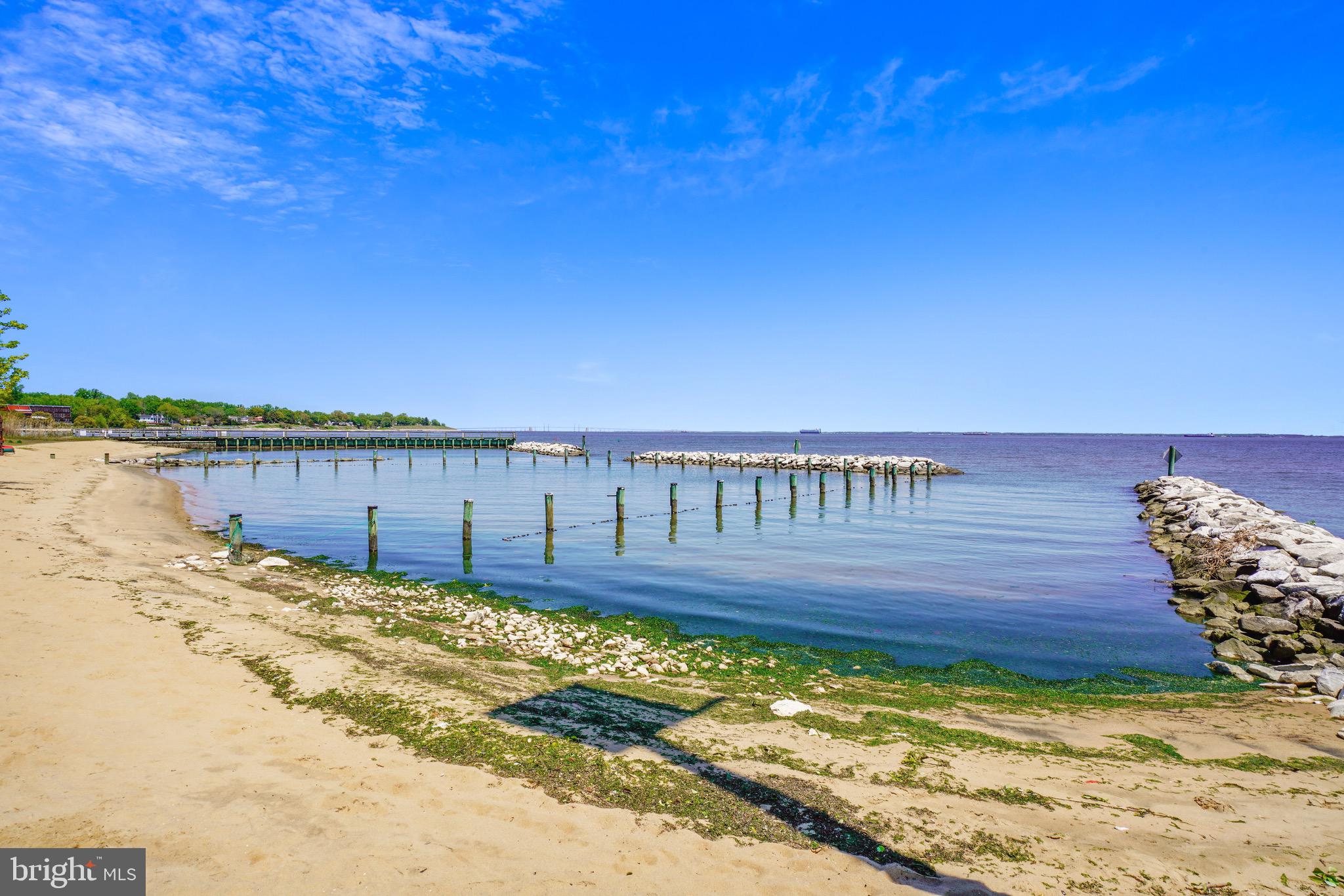 OYSTER HARBOR - Residential