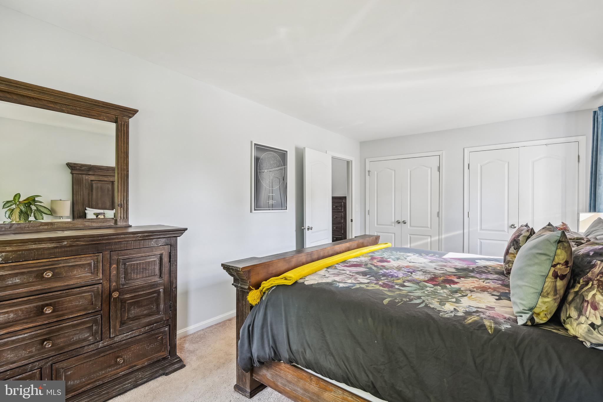 OYSTER HARBOR - Residential