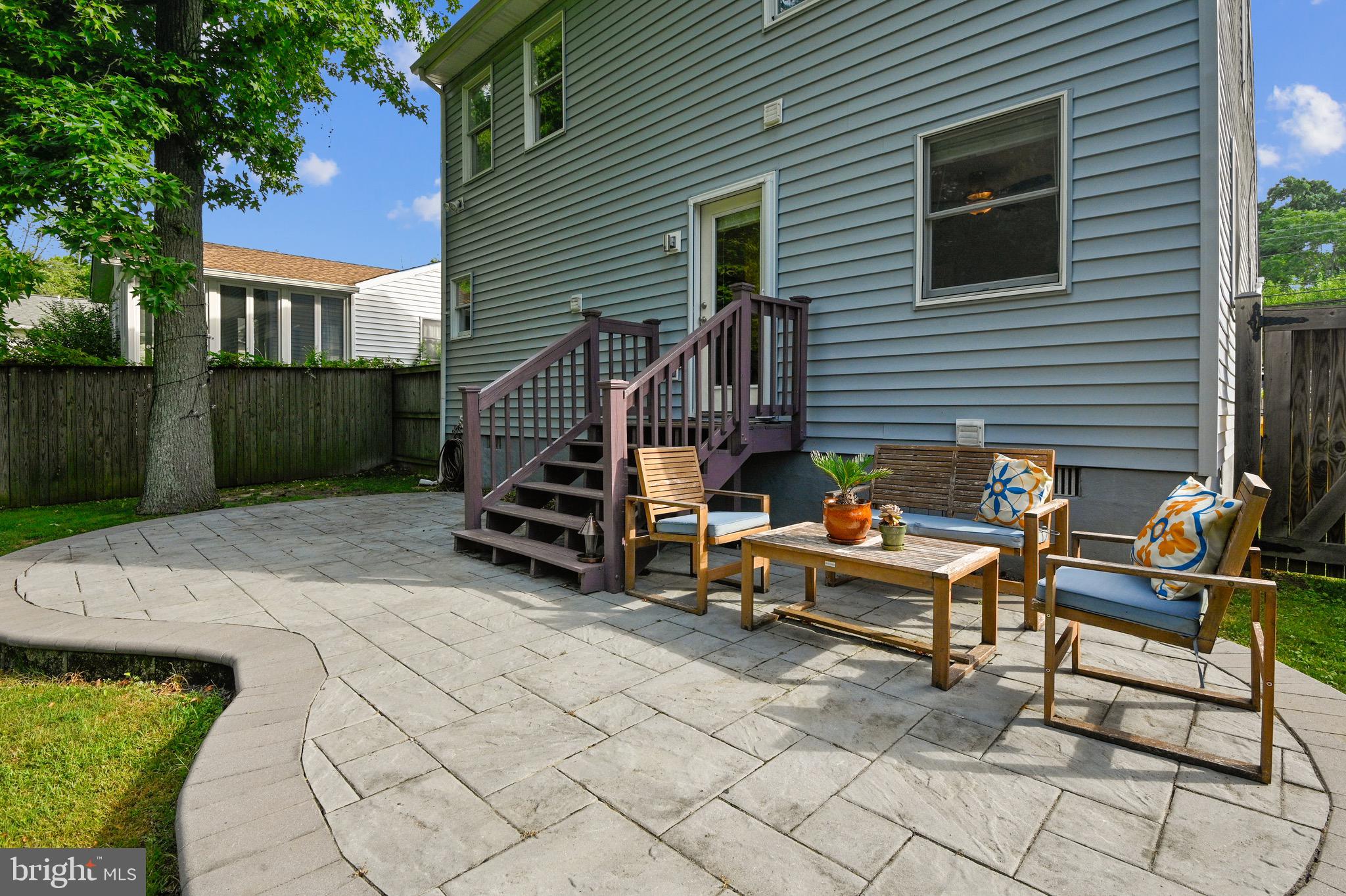 OYSTER HARBOR - Residential