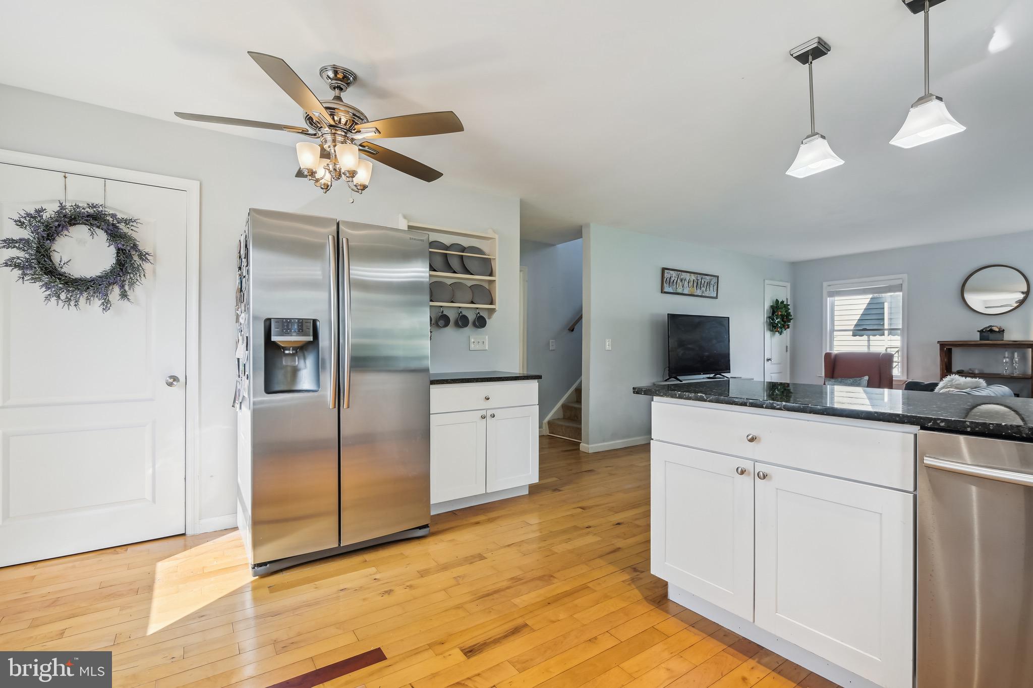 OYSTER HARBOR - Residential