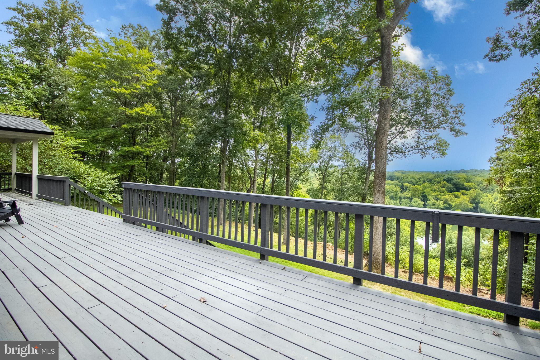 WHITINGS NECK FARM ESTATES - Residential