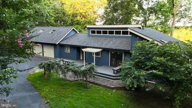 WHITINGS NECK FARM ESTATES - Residential