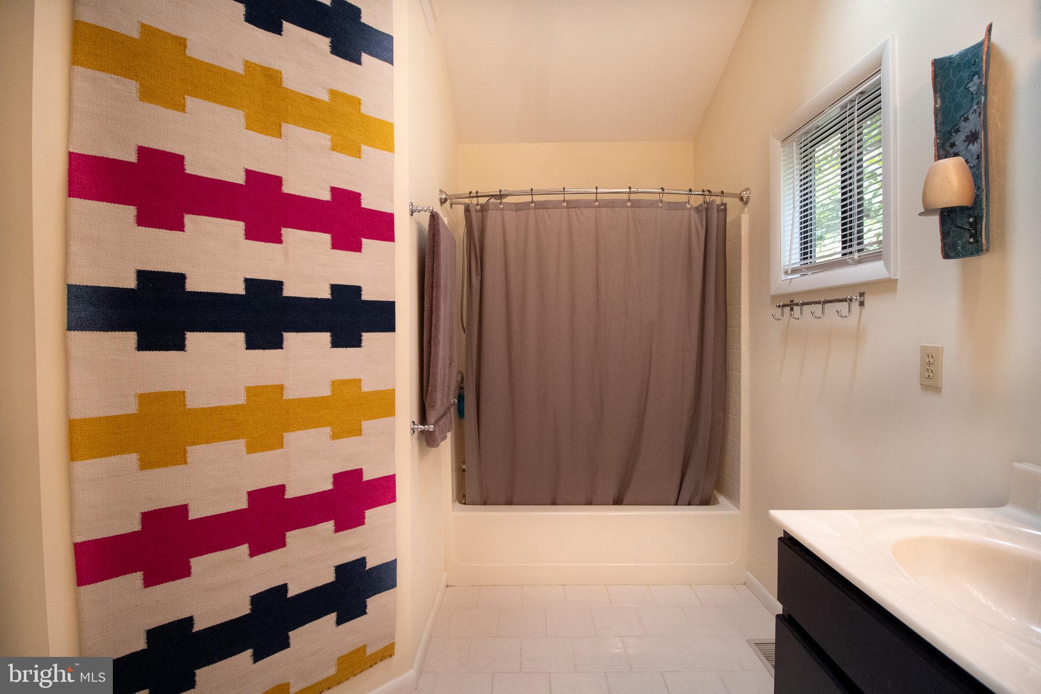 WHITINGS NECK FARM ESTATES - Residential