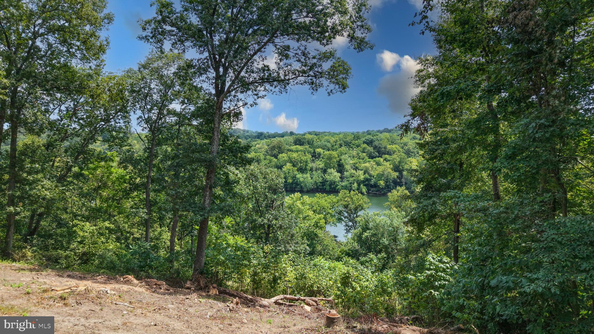 WHITINGS NECK FARM ESTATES - Residential