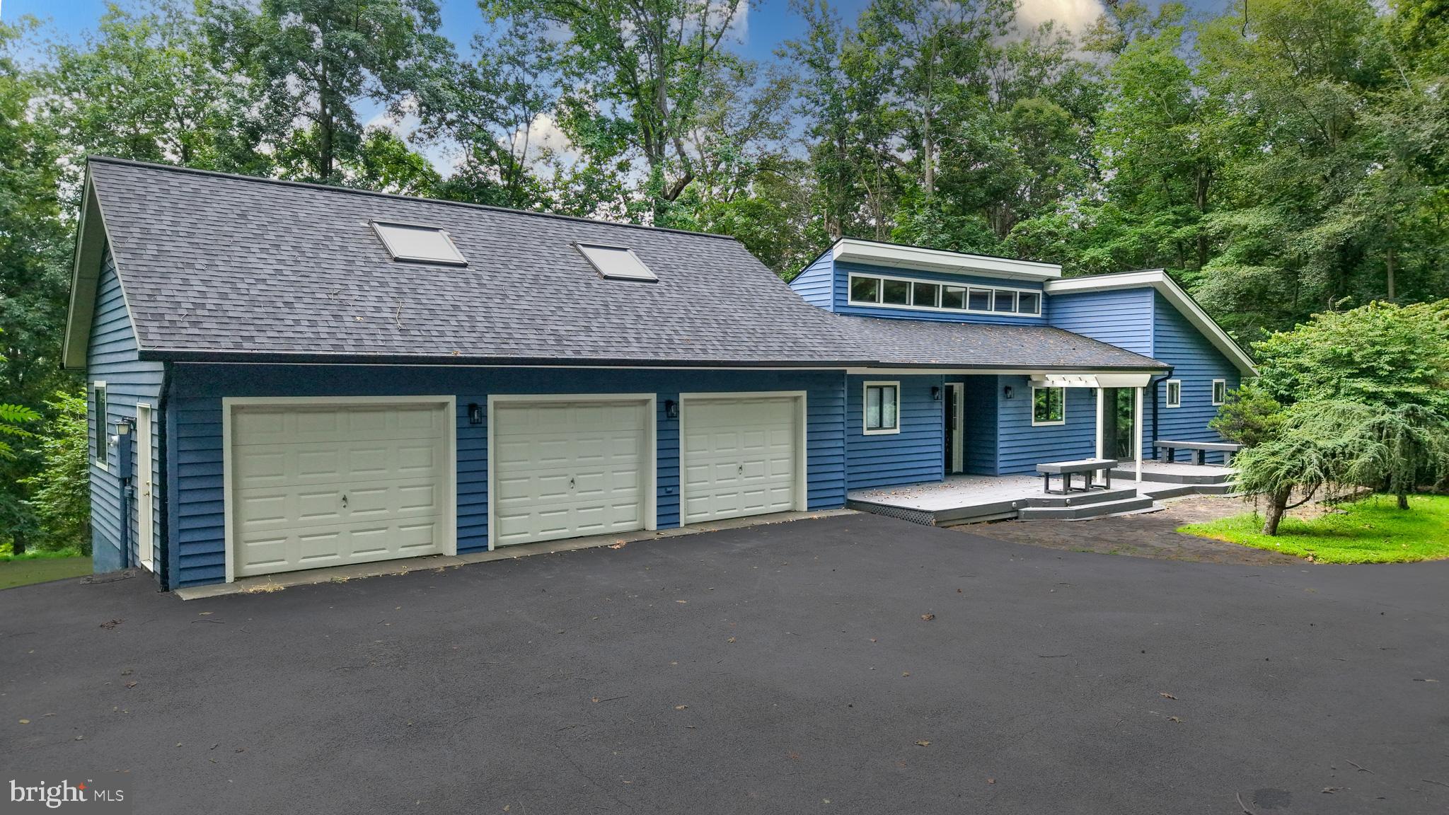 WHITINGS NECK FARM ESTATES - Residential