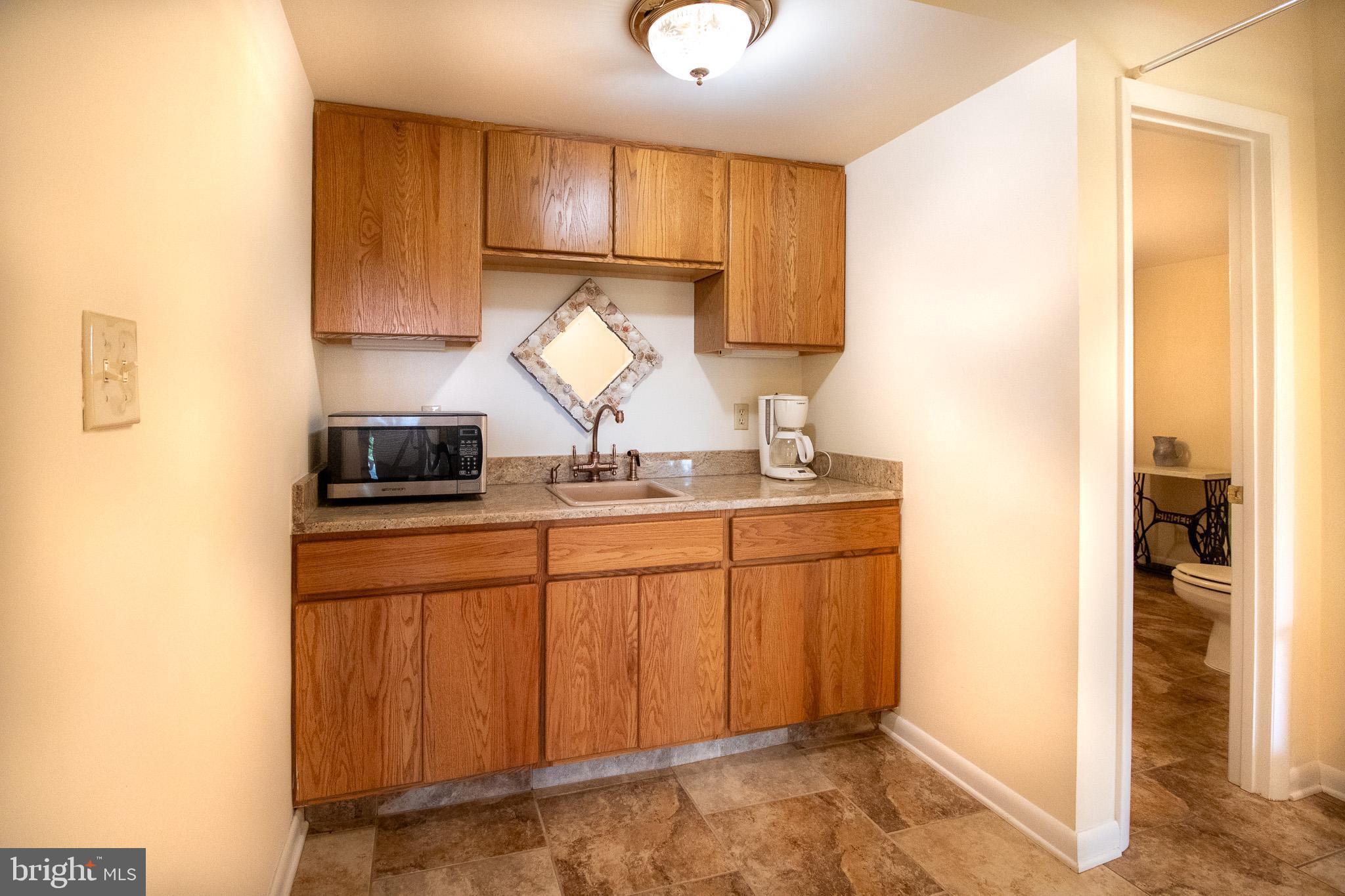 WHITINGS NECK FARM ESTATES - Residential