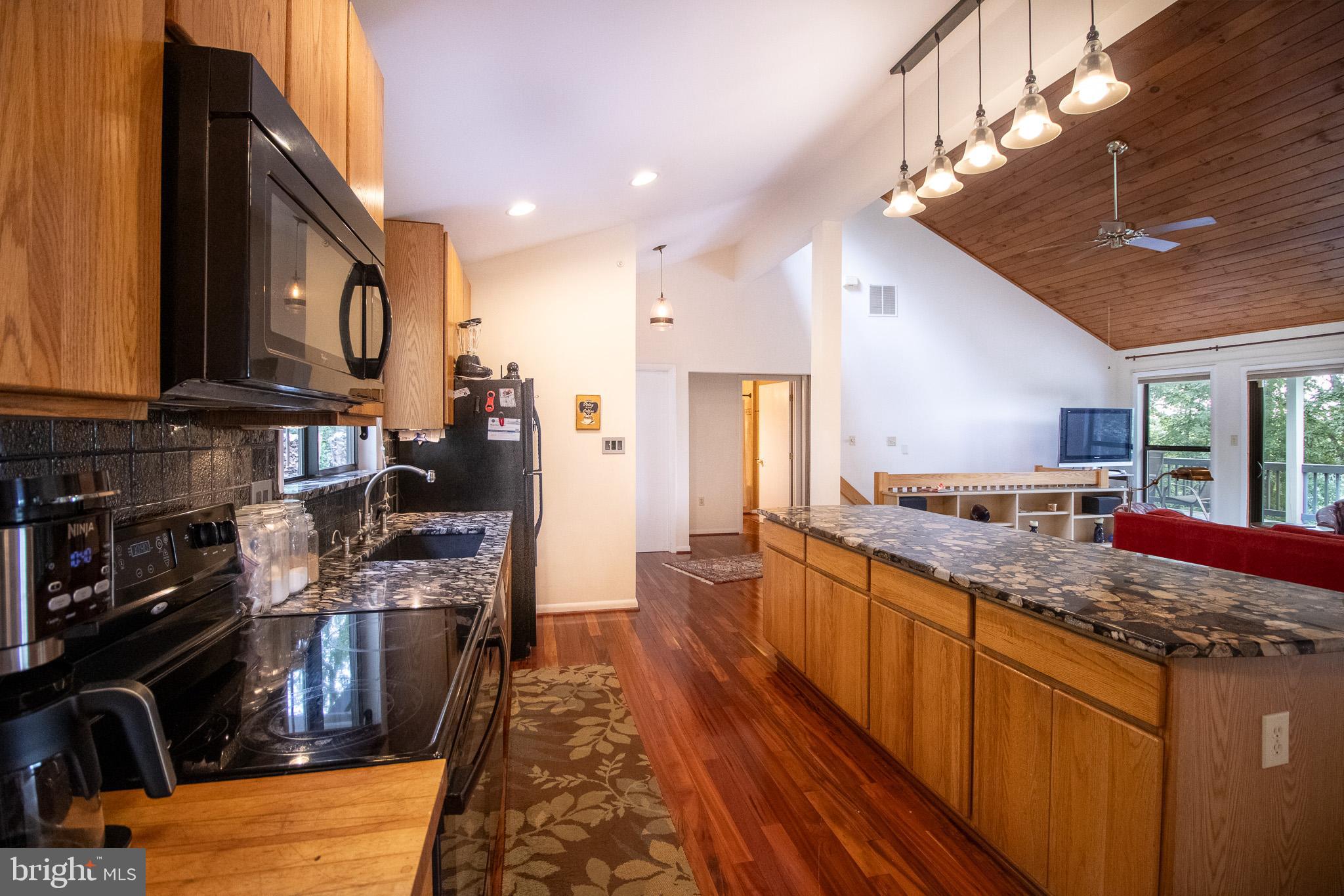 WHITINGS NECK FARM ESTATES - Residential