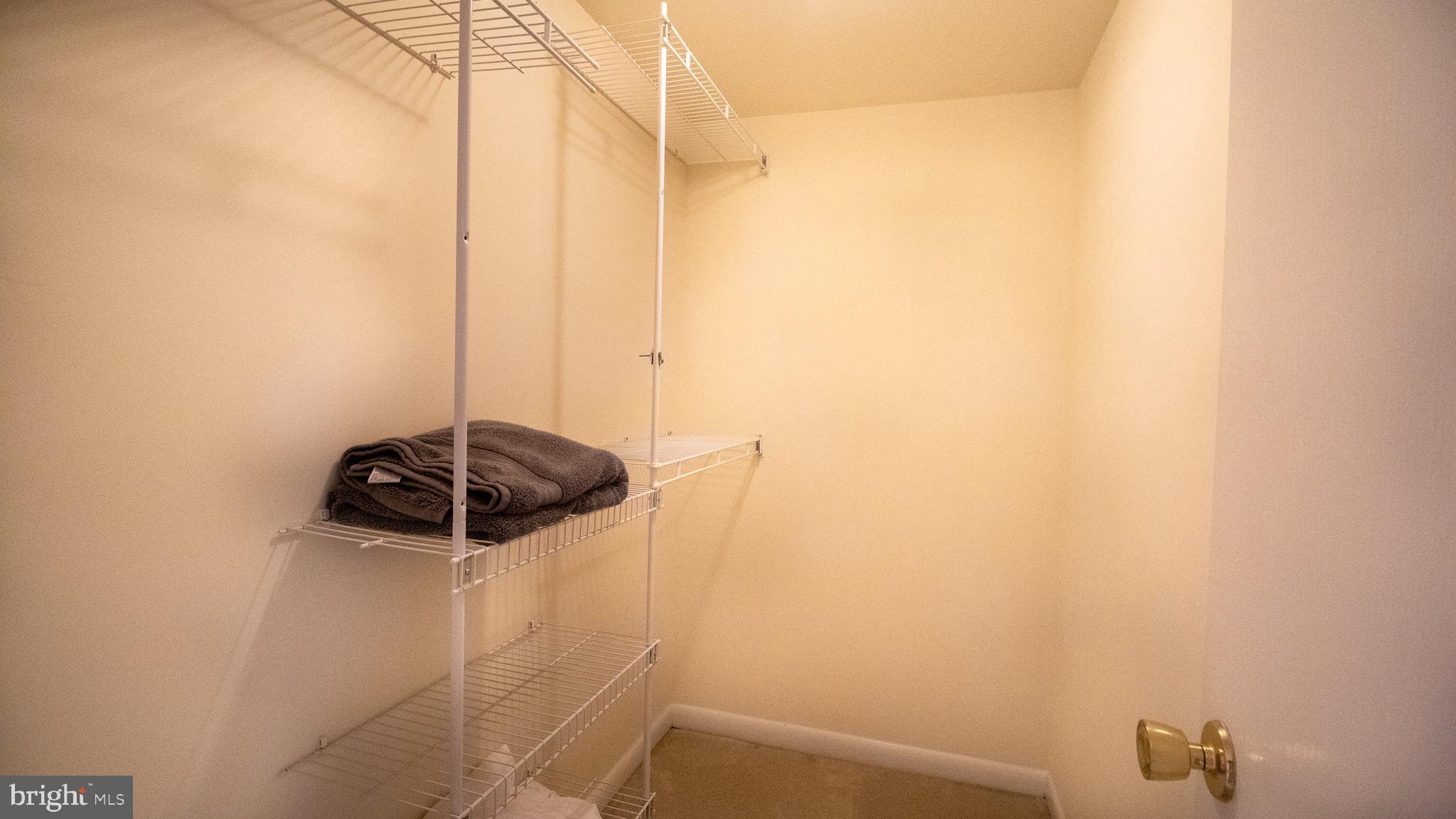 WHITINGS NECK FARM ESTATES - Residential