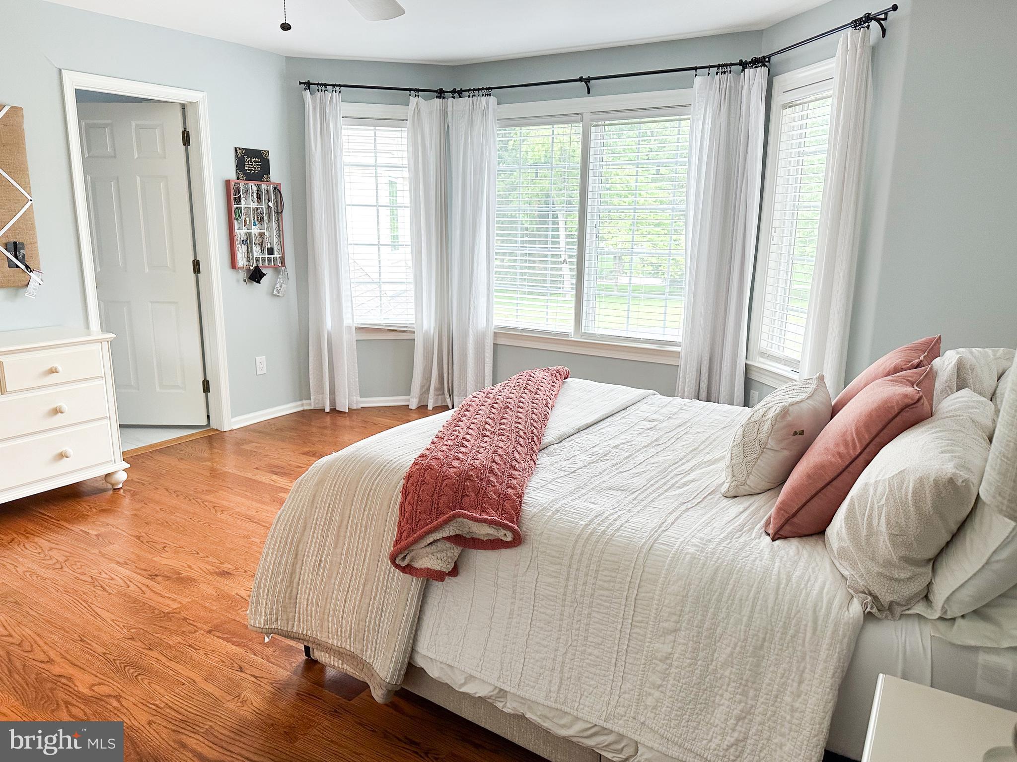 LONGMEADOW - Residential