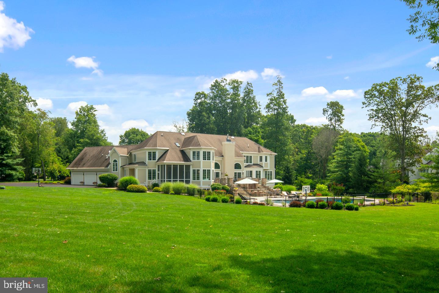 LONGMEADOW - Residential