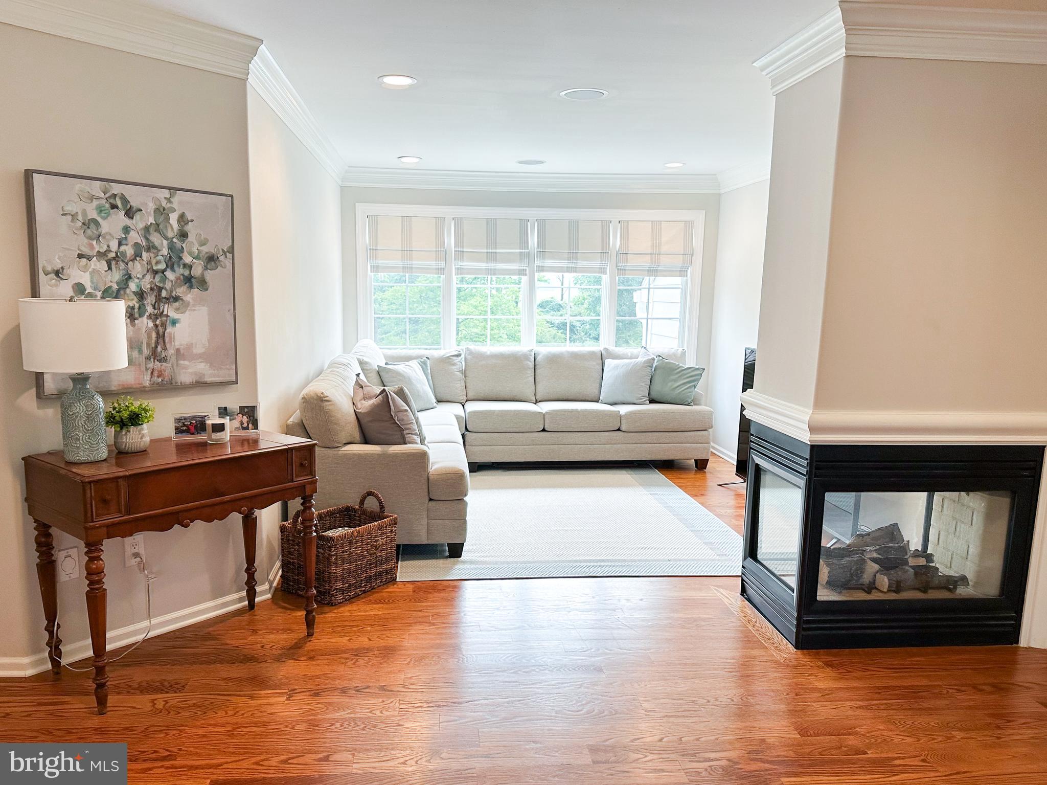 LONGMEADOW - Residential