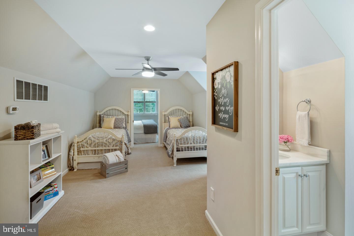 LONGMEADOW - Residential