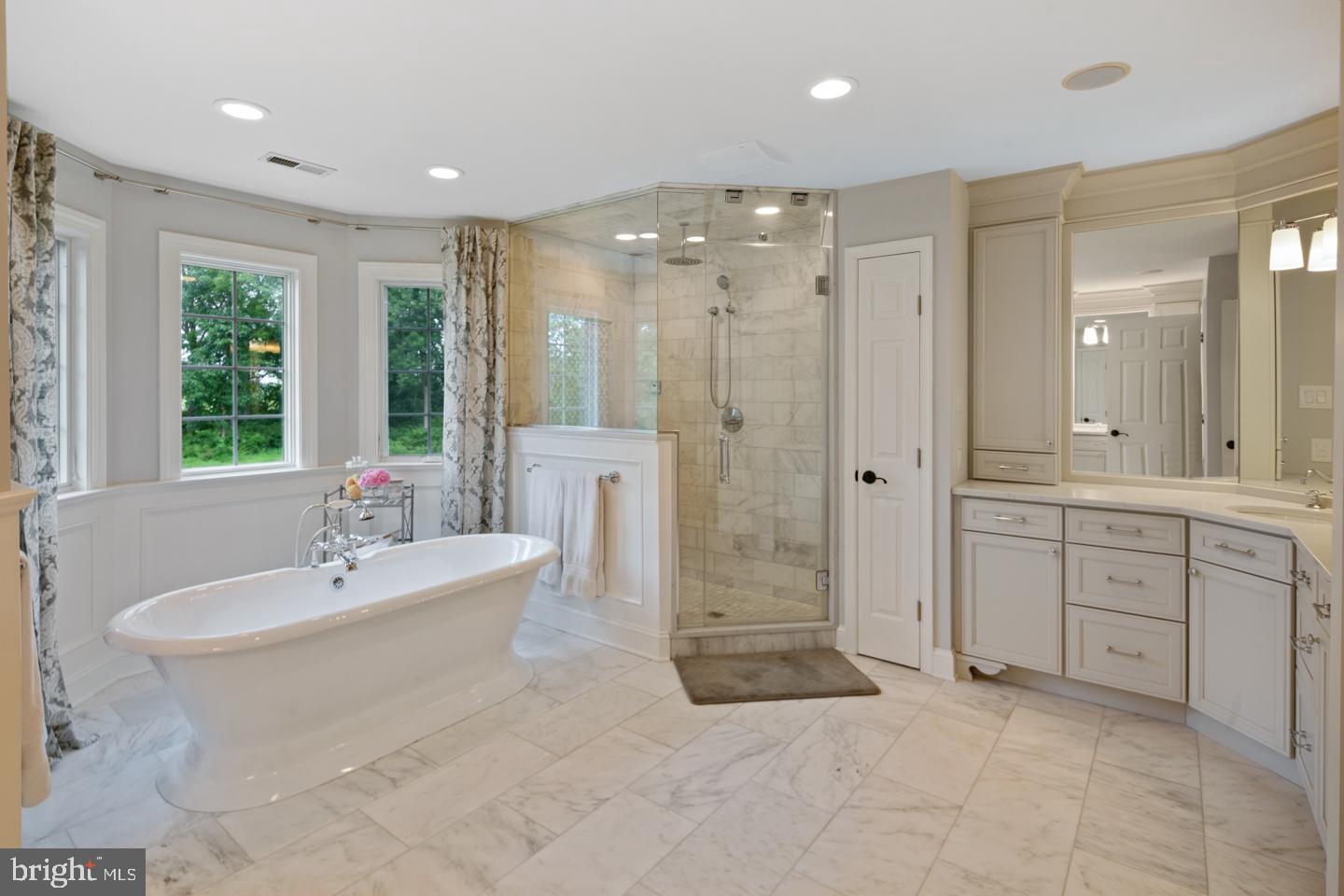 LONGMEADOW - Residential