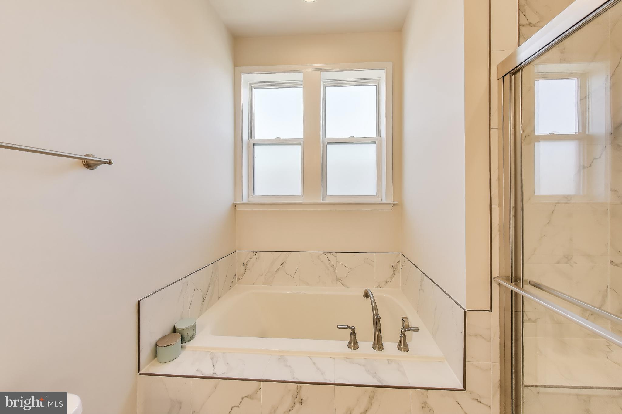 VISTA GARDENS - Residential