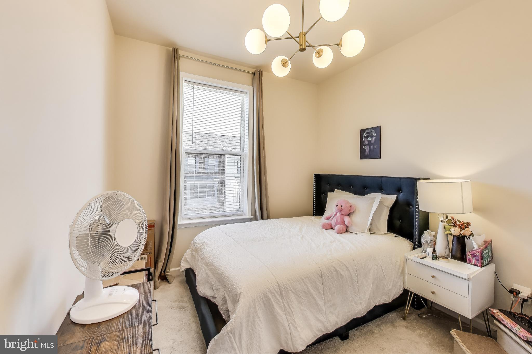 VISTA GARDENS - Residential