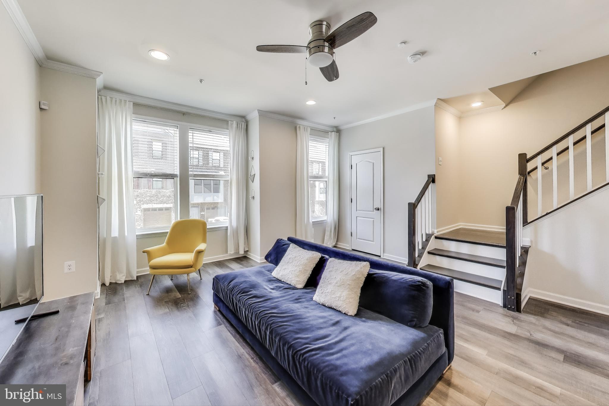 VISTA GARDENS - Residential