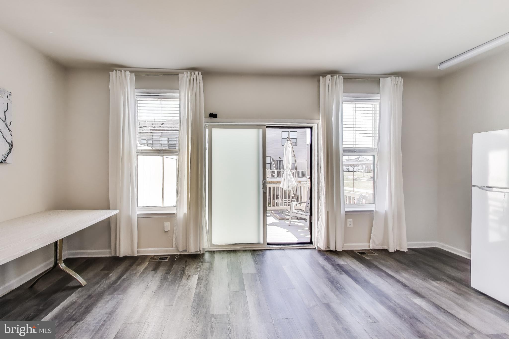 VISTA GARDENS - Residential