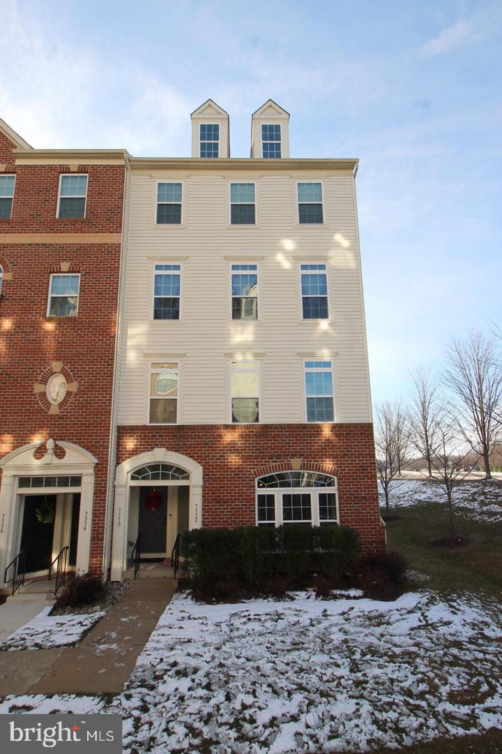 SOMERSET CROSSING - Residential Lease