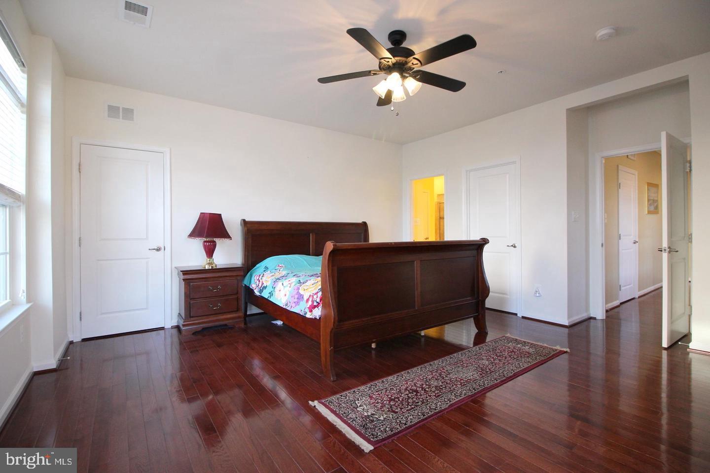 SOMERSET CROSSING - Residential Lease