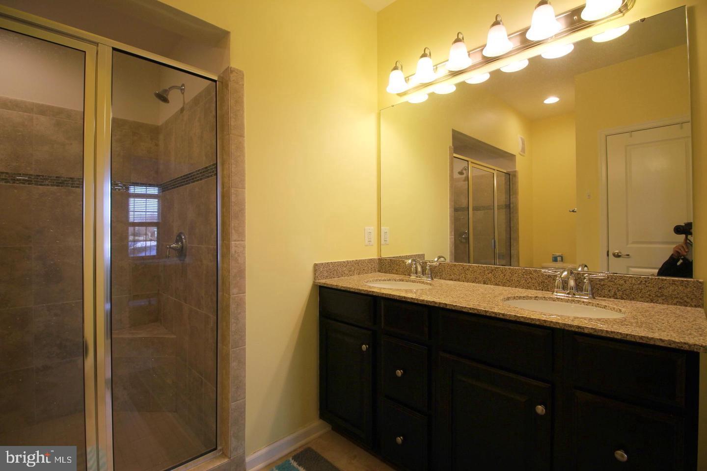 SOMERSET CROSSING - Residential Lease