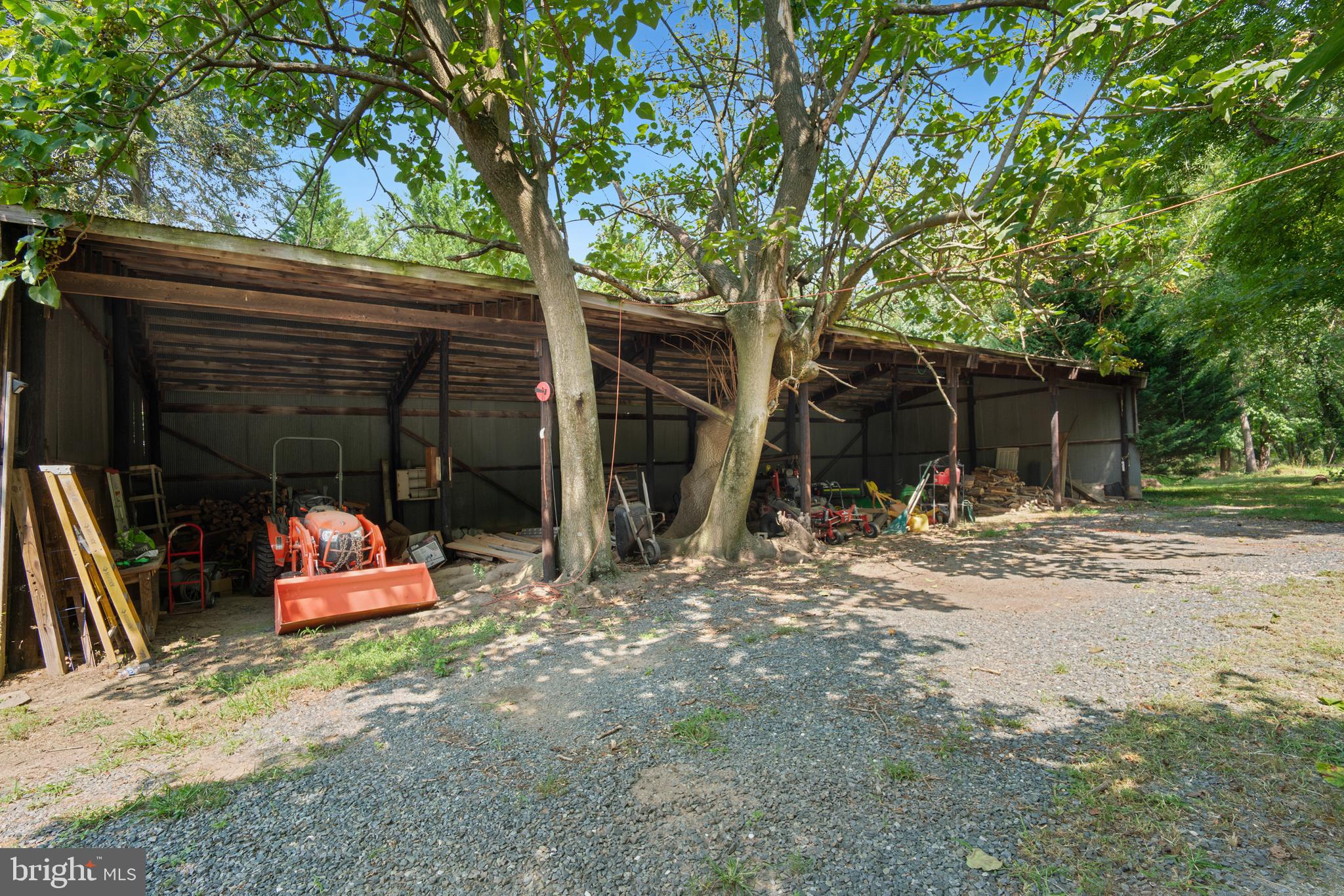 GREGG NECK - Residential