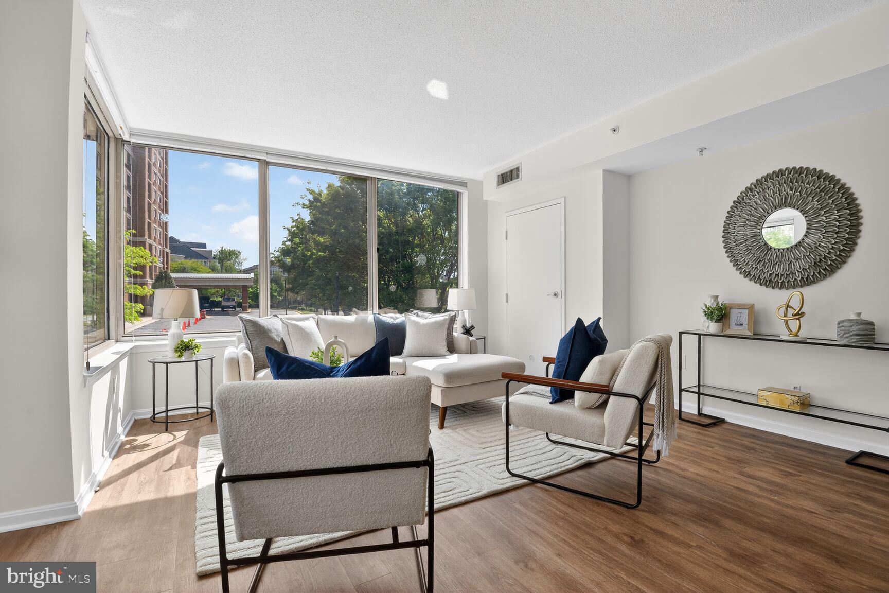 WILTON HOUSE - Residential