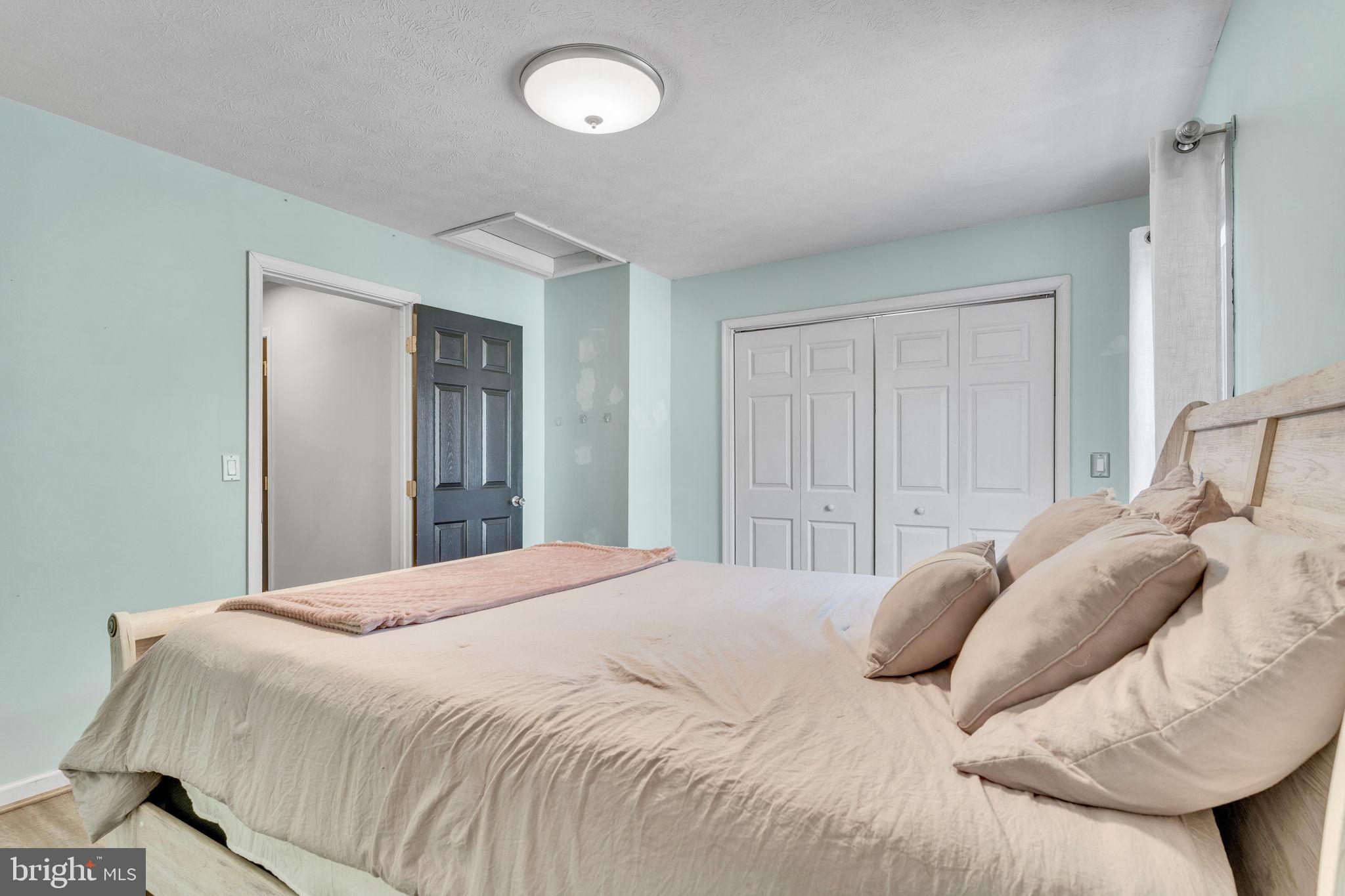 SYCAMORE HOLLOW OF WLDWD - Residential