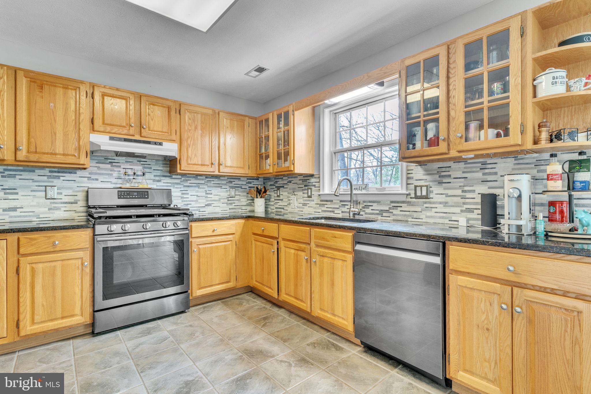 SYCAMORE HOLLOW OF WLDWD - Residential