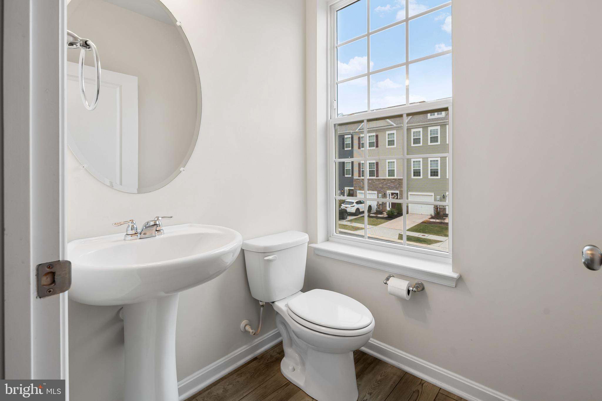 ODENTON TOWN CENTER - Residential Lease