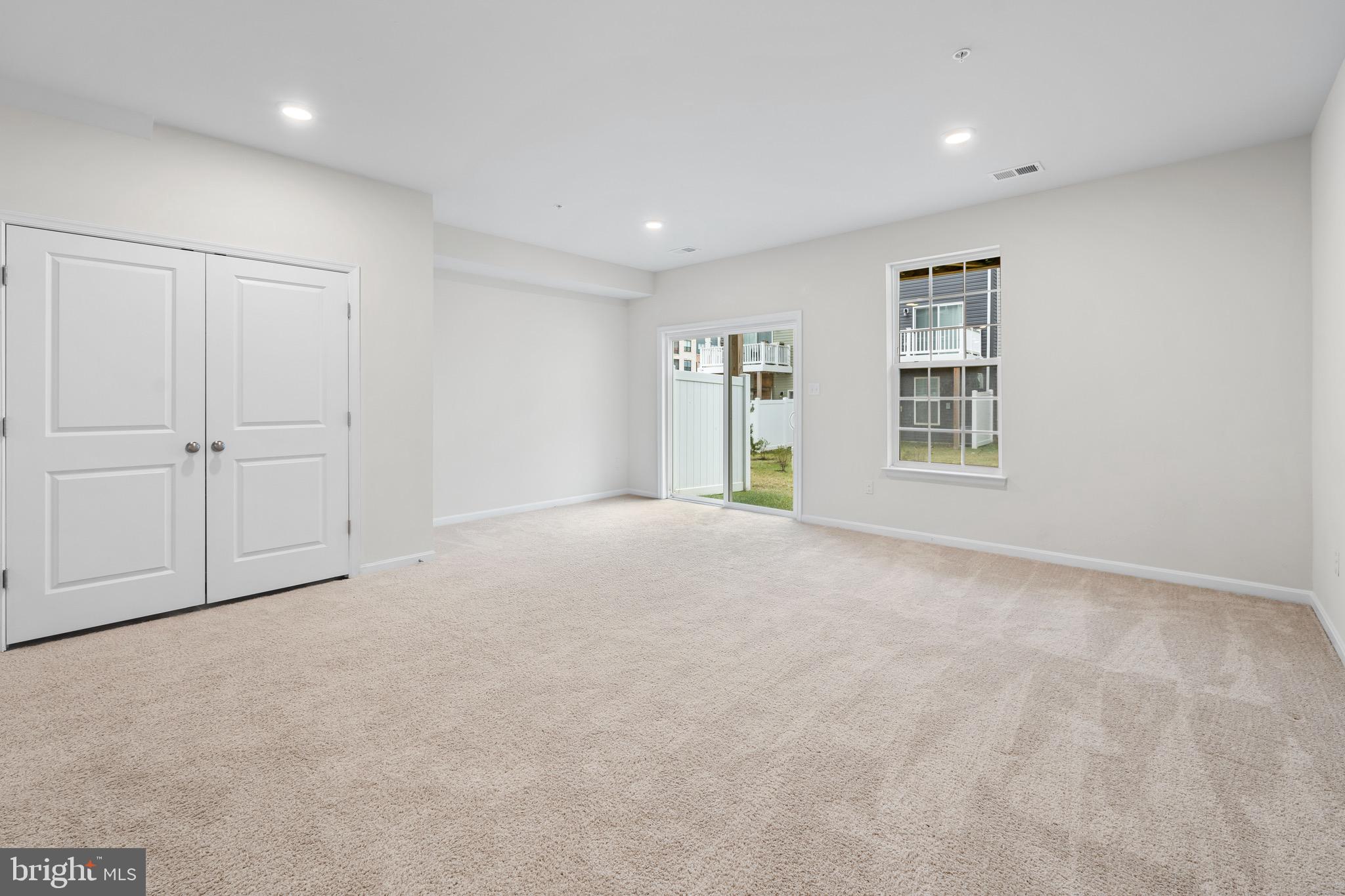 ODENTON TOWN CENTER - Residential Lease