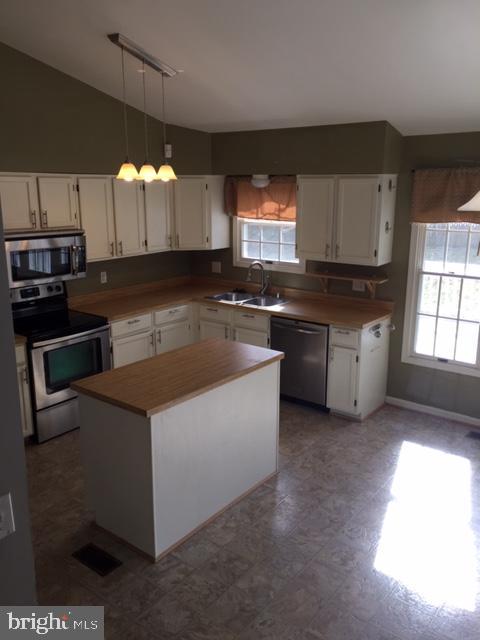 SETTLERS LANDING - Residential Lease