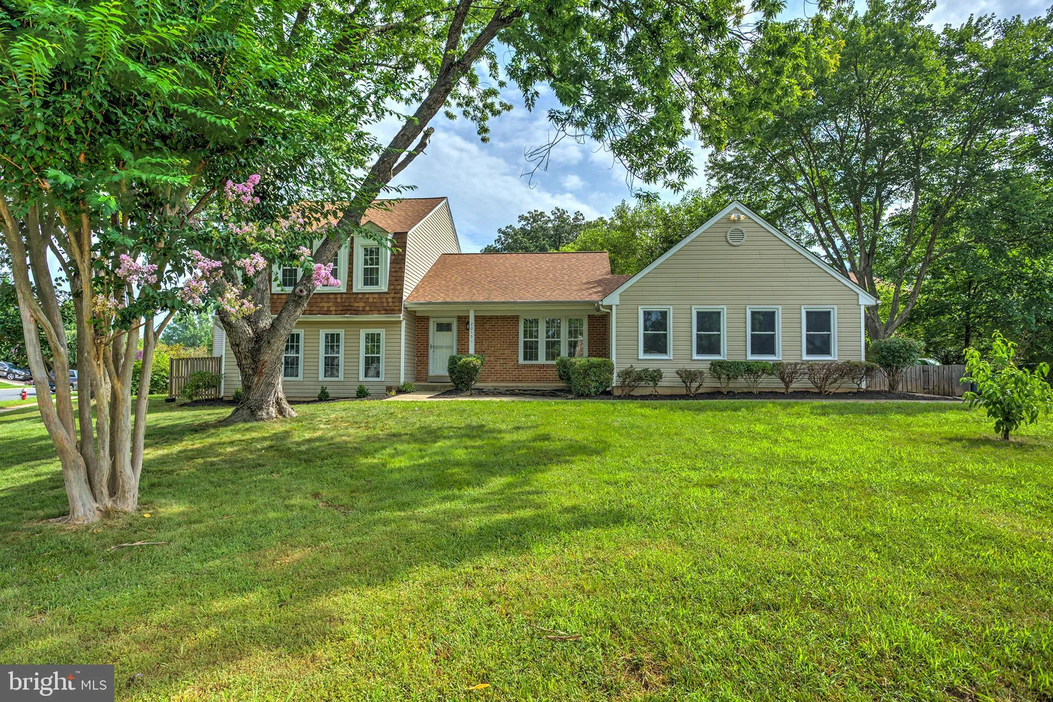 Herndon, Virginia 20170, United States, 4 Bedrooms Bedrooms, ,3 BathroomsBathrooms,Residential,Coming Soon,176888