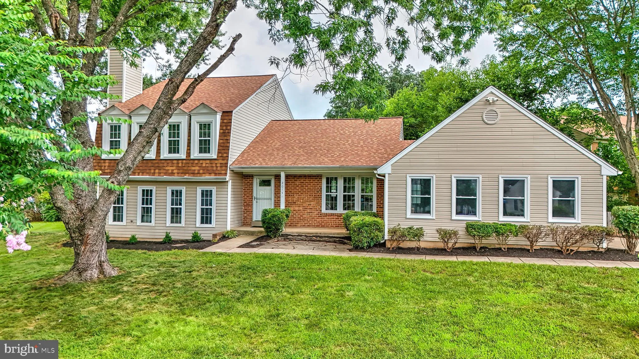 Herndon, Virginia 20170, United States, 4 Bedrooms Bedrooms, ,3 BathroomsBathrooms,Residential,Coming Soon,176888