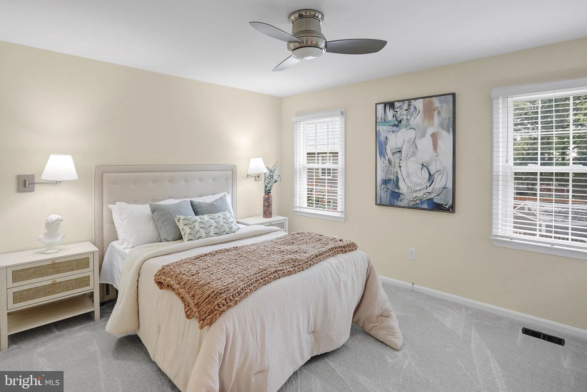 Herndon, Virginia 20170, United States, 4 Bedrooms Bedrooms, ,3 BathroomsBathrooms,Residential,Coming Soon,176888