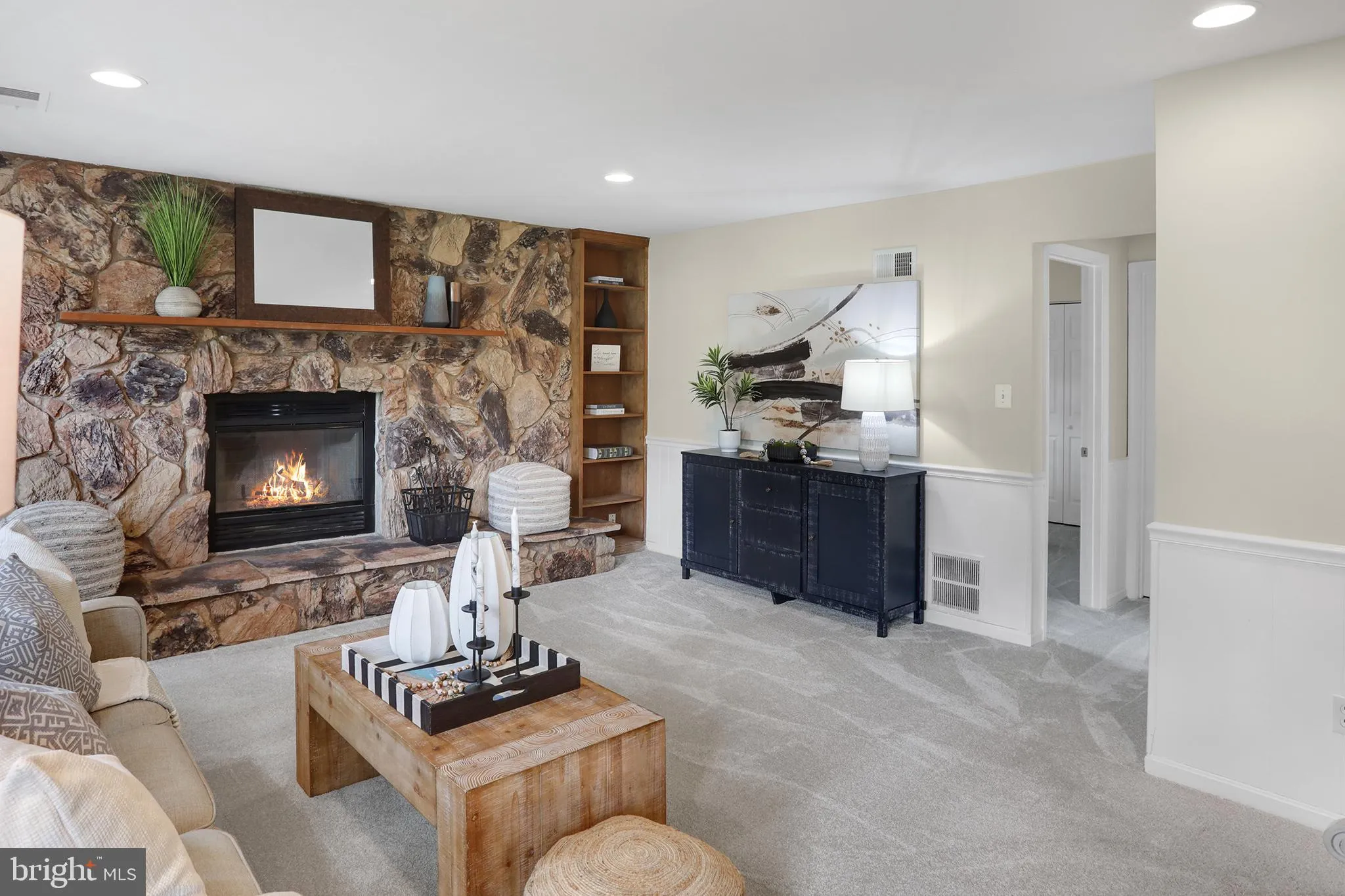 Herndon, Virginia 20170, United States, 4 Bedrooms Bedrooms, ,3 BathroomsBathrooms,Residential,Coming Soon,176888