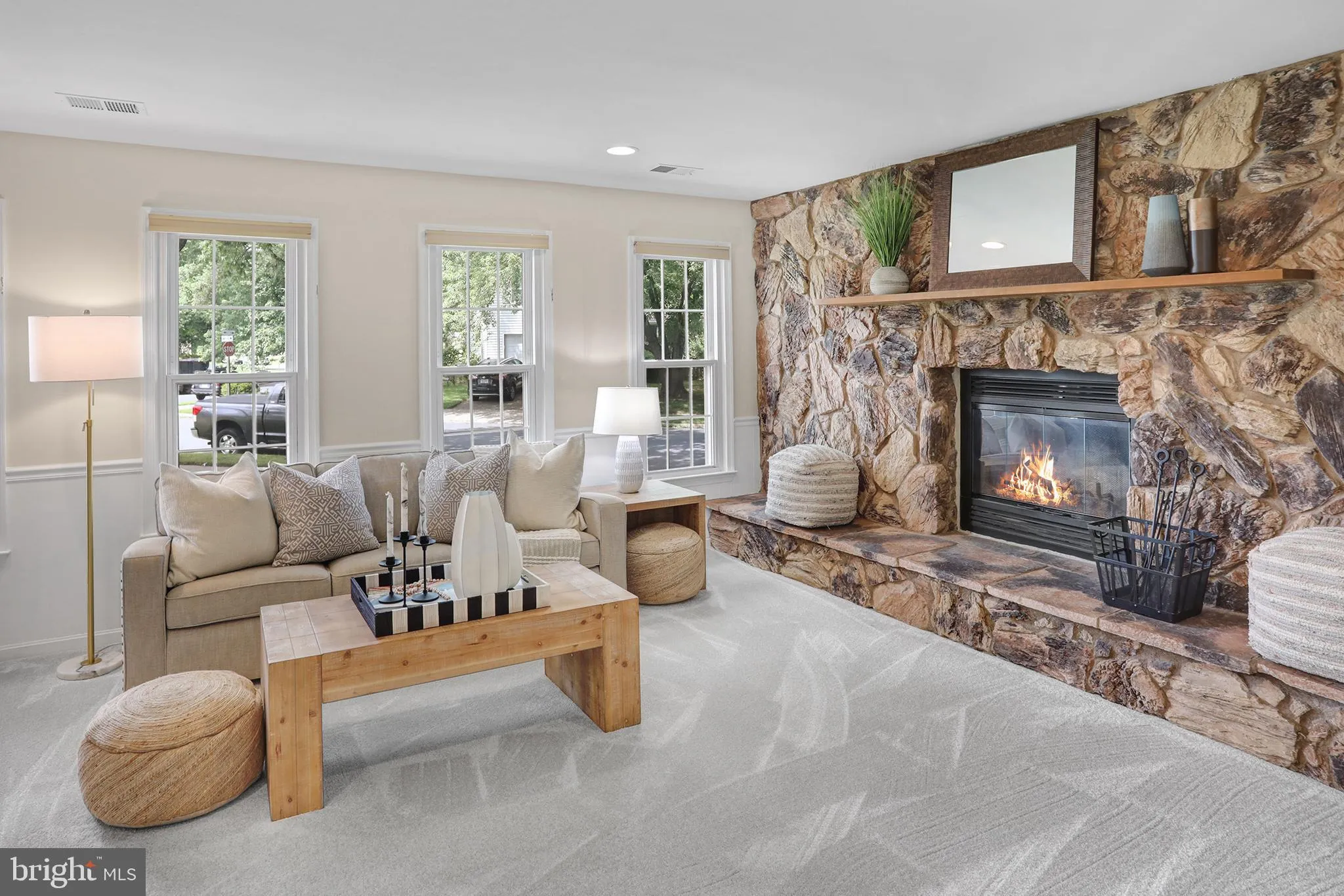 Herndon, Virginia 20170, United States, 4 Bedrooms Bedrooms, ,3 BathroomsBathrooms,Residential,Coming Soon,176888