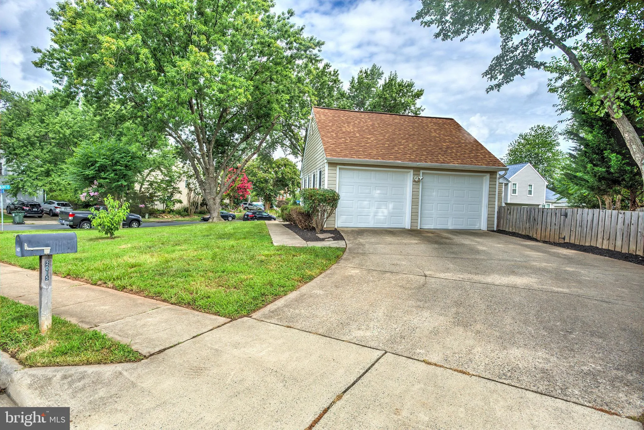 Herndon, Virginia 20170, United States, 4 Bedrooms Bedrooms, ,3 BathroomsBathrooms,Residential,Coming Soon,176888