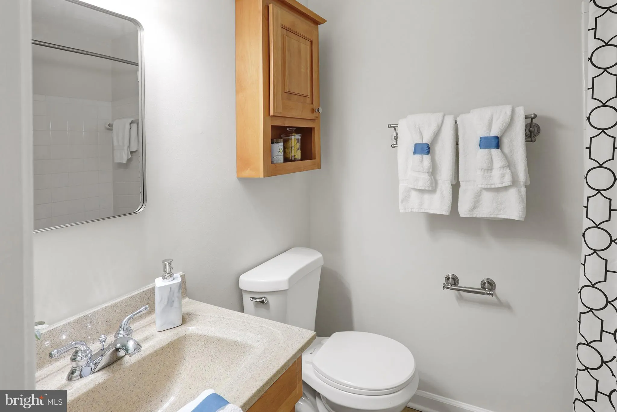 Herndon, Virginia 20170, United States, 4 Bedrooms Bedrooms, ,3 BathroomsBathrooms,Residential,Coming Soon,176888