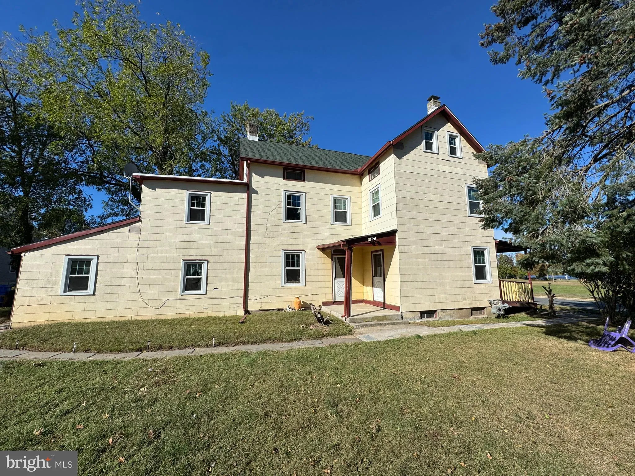 Beverly, New Jersey 08010, United States, 5 Bedrooms Bedrooms, ,Residential,Active,231482