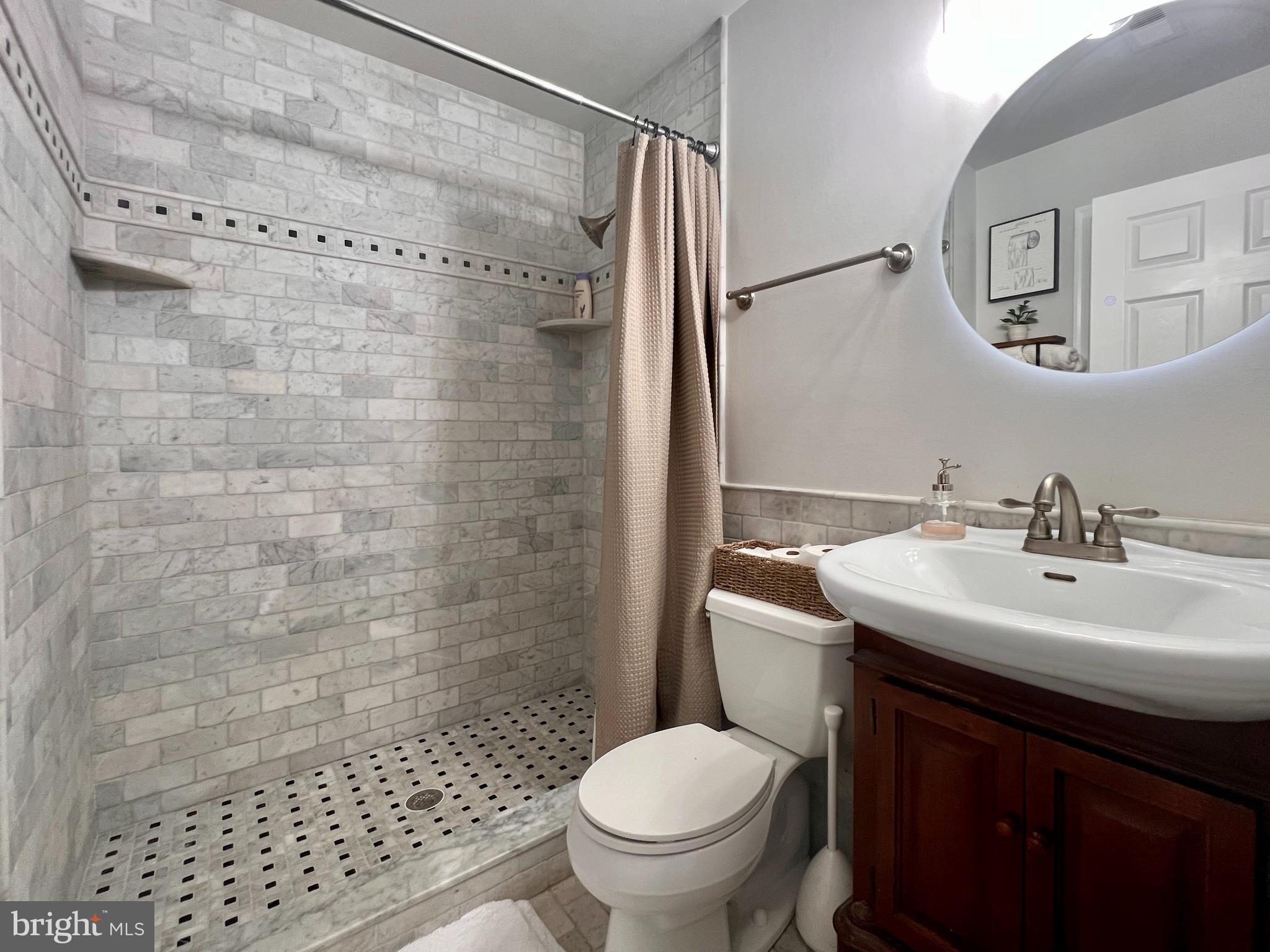 FEDERAL HILL HISTORIC DISTRICT - Residential Lease