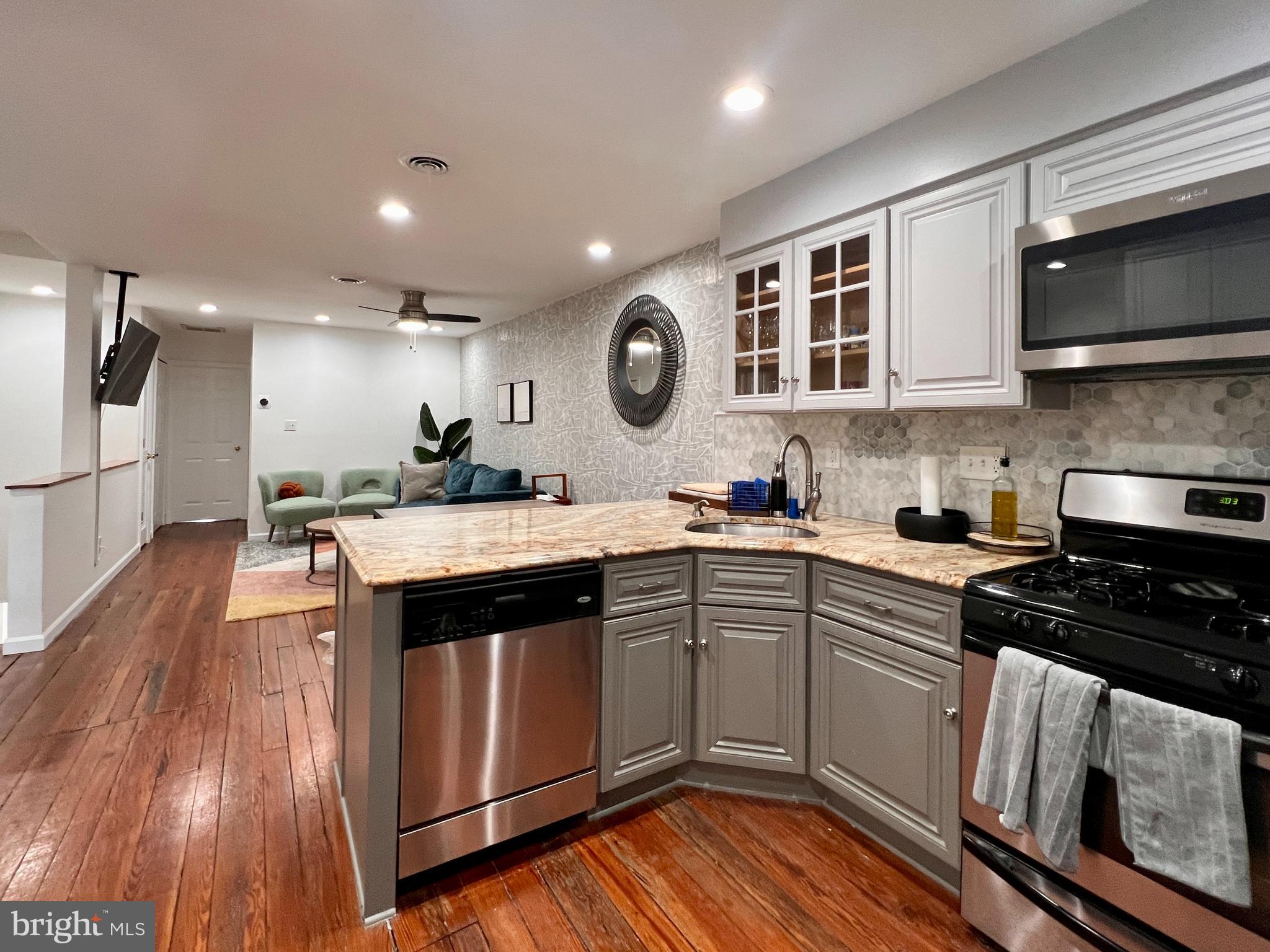 FEDERAL HILL HISTORIC DISTRICT - Residential Lease