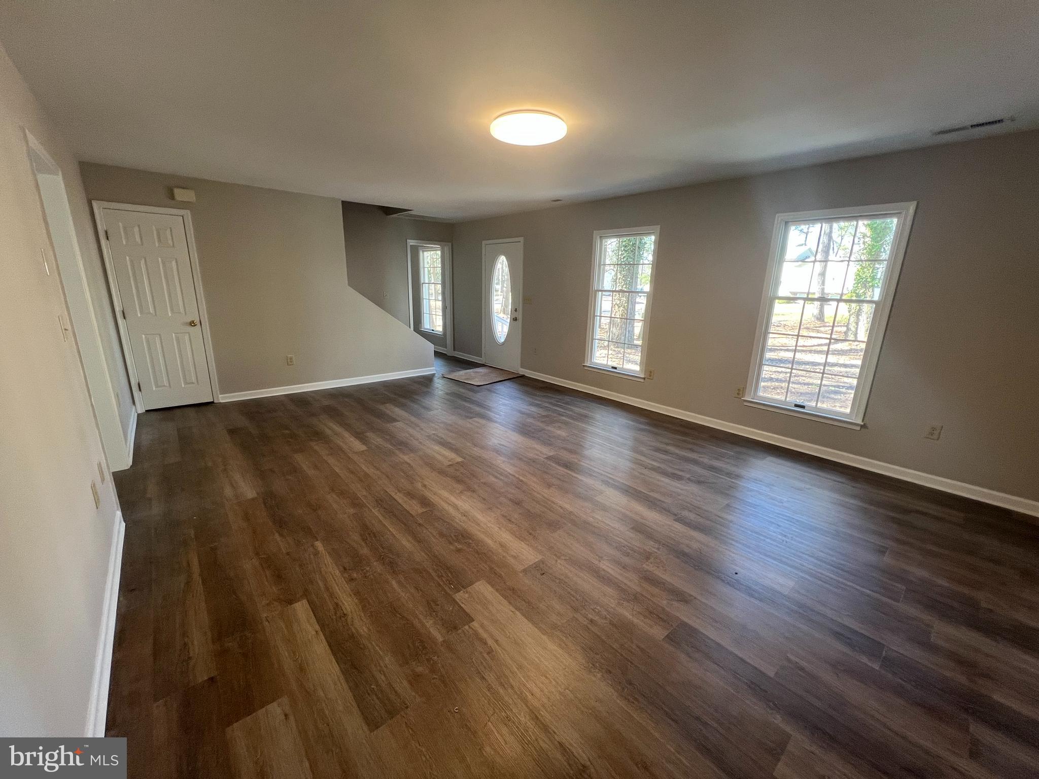 SIERRA MANOR - Residential