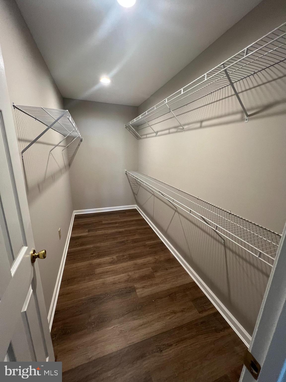 SIERRA MANOR - Residential