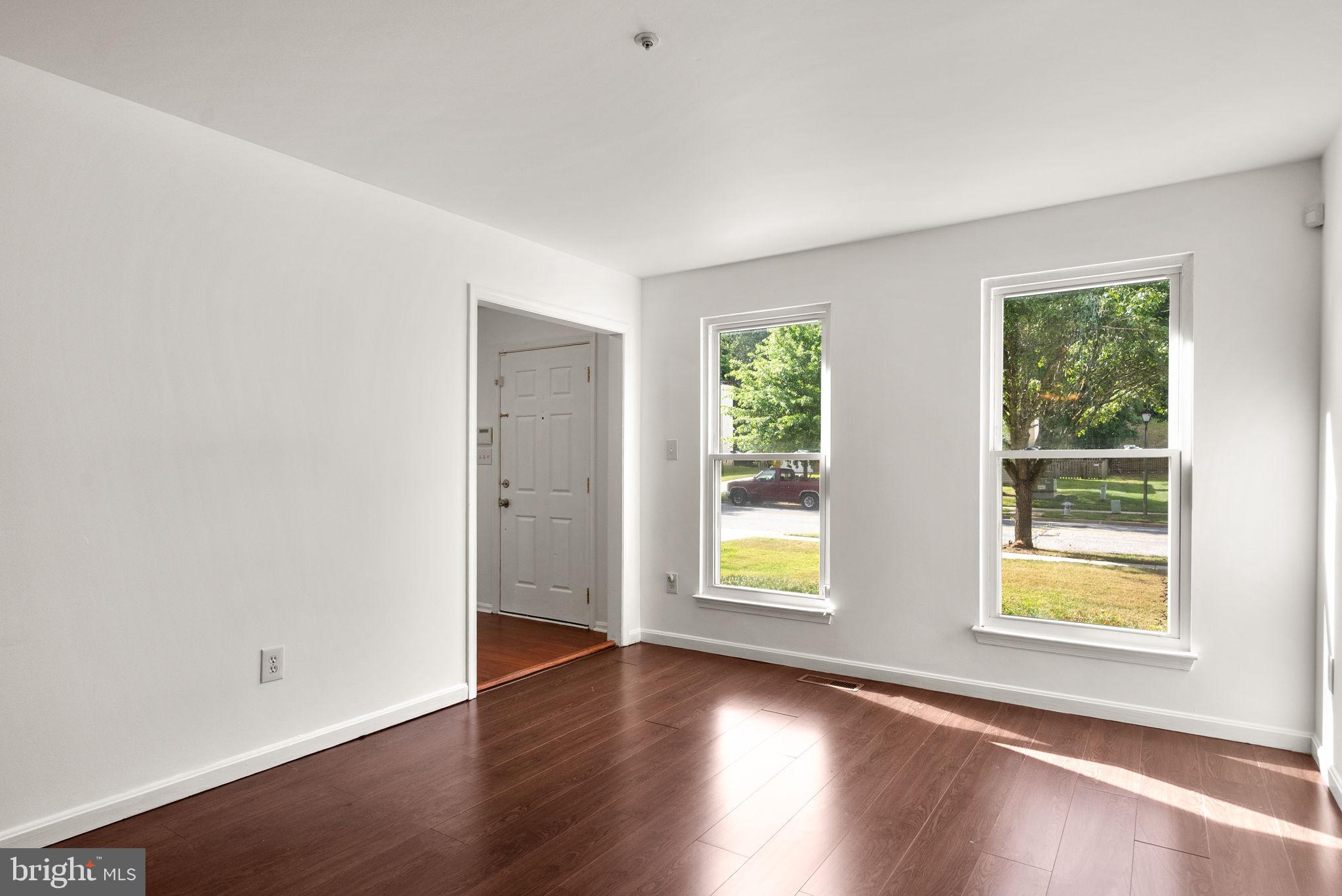 9902 FOX RUN DRIVE